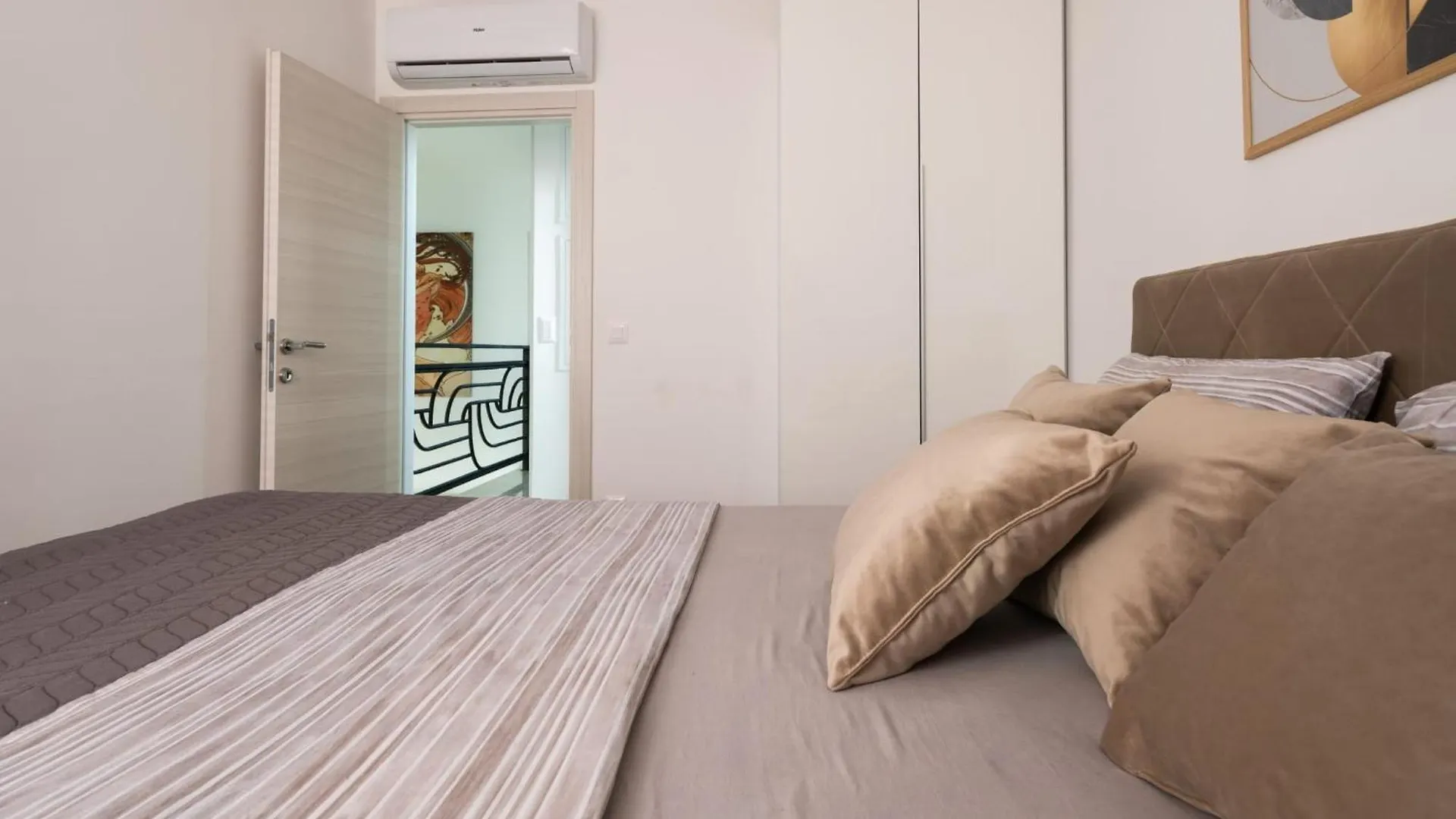 Villa La Perla, 扎达尔